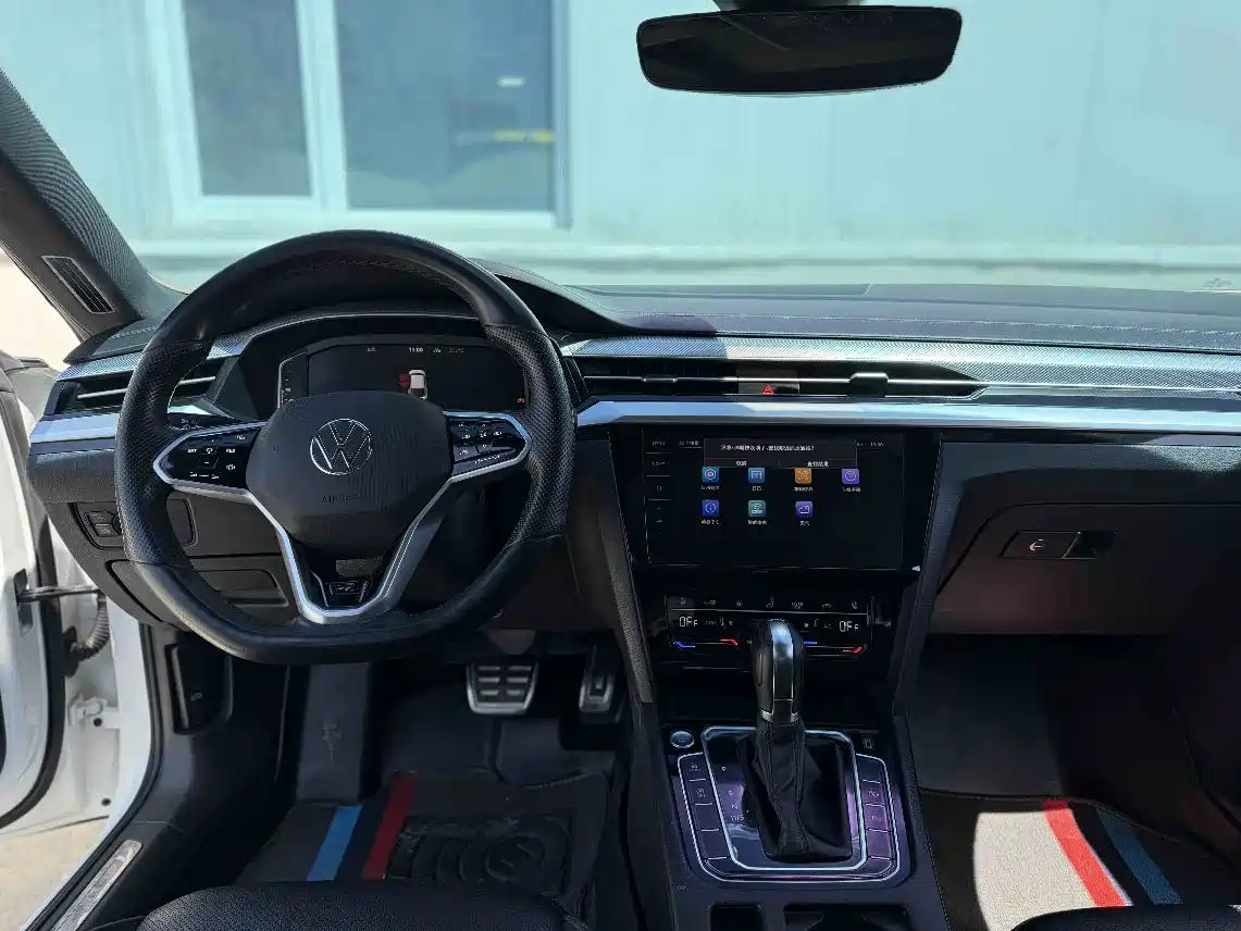 Volkswagen FAW-Volkswagen CC 2021 380TSI Eye-catching Edition 30th Anniversary фото 5