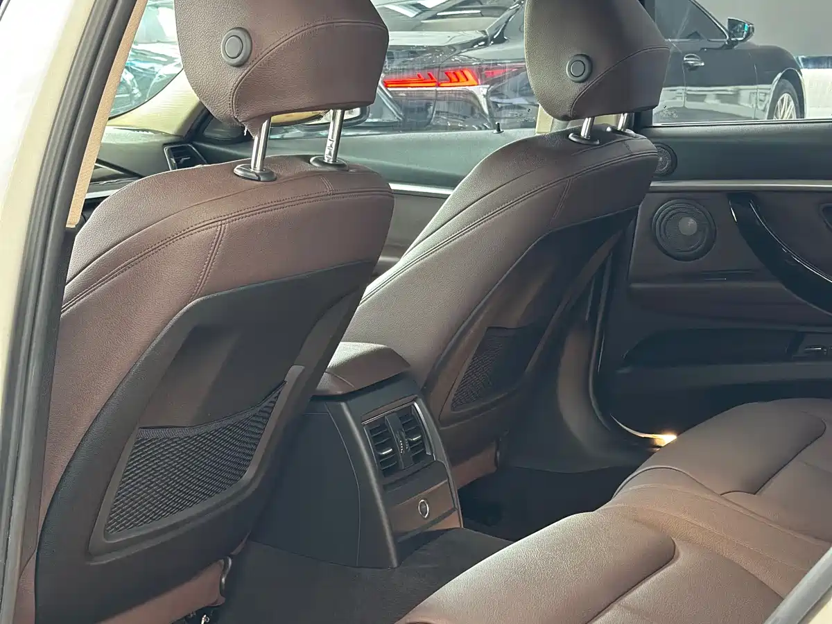 BMW 3 Series 2019 320Li M Sport Black Night Edition фото 5