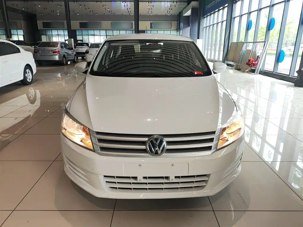 Volkswagen Santana 2015 1.6L Automatic Trend Edition фото 3