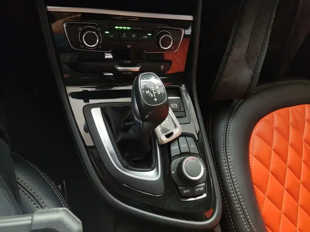 BMW 2 Series Touring 2016 2016 218i Fashion Model