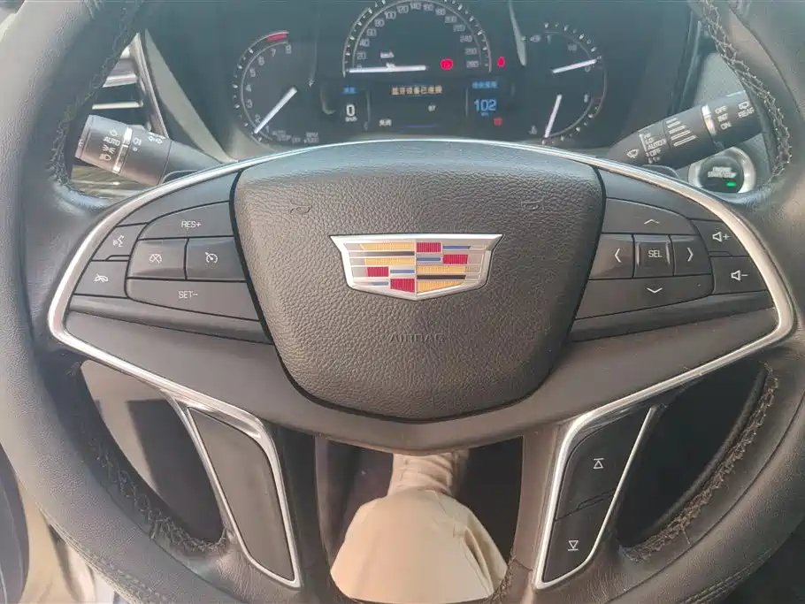 Cadillac XT5 2016 28T AWD Luxury Model фото 15