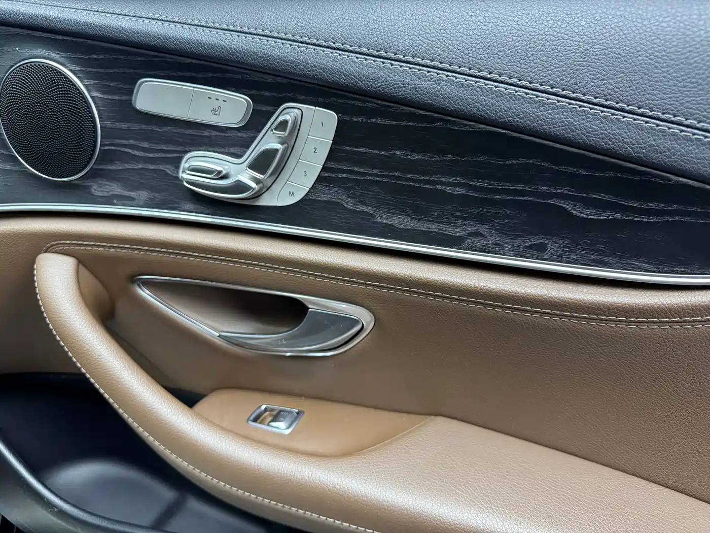 Mercedes-Benz E-Class 2020 Facelift E 300 L Sport Fashion фото 20