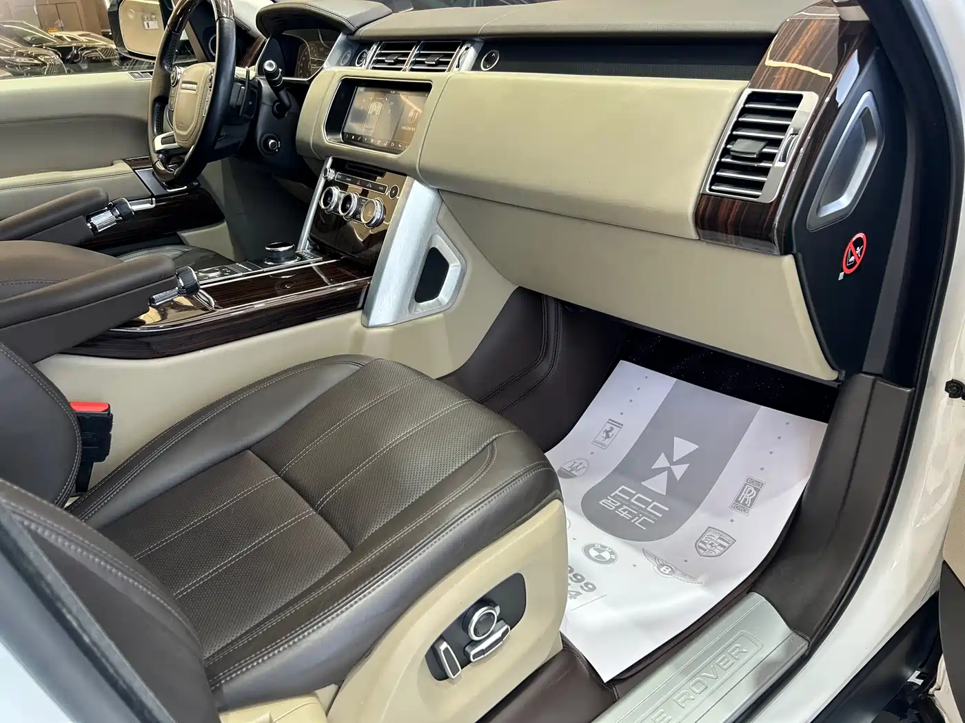 Land Rover Range Rover 2017 3.0 SC V6 Vogue фото 22