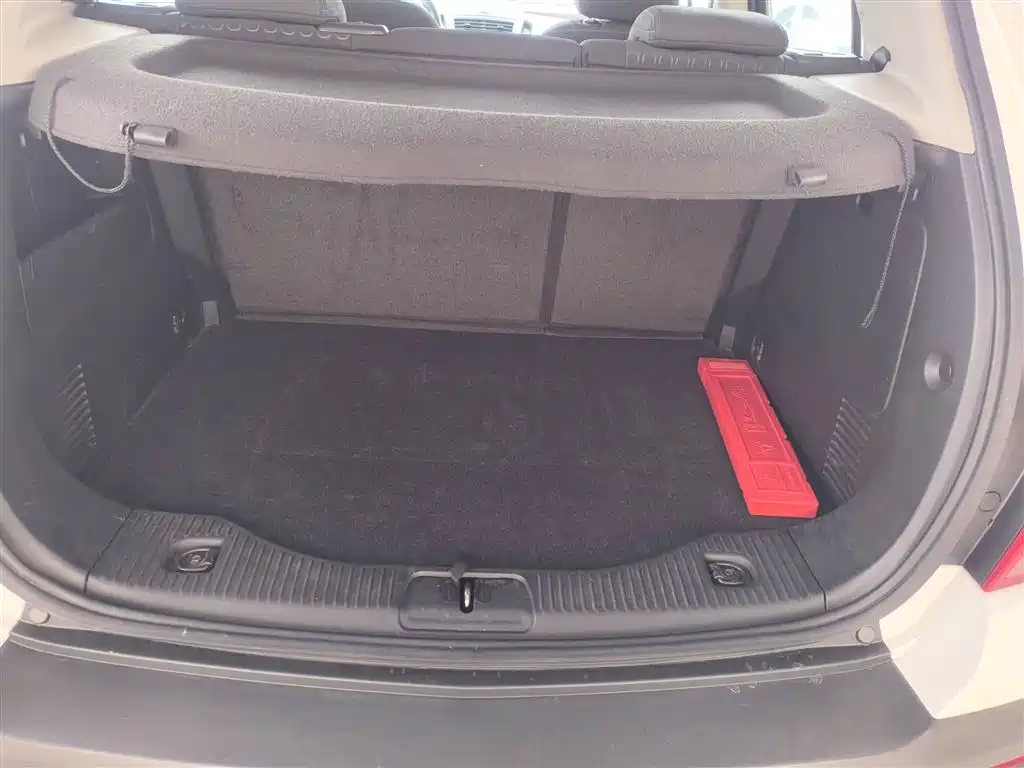 Chevrolet Trax 2014 1.4T Automatic 2WD Comfort фото 14