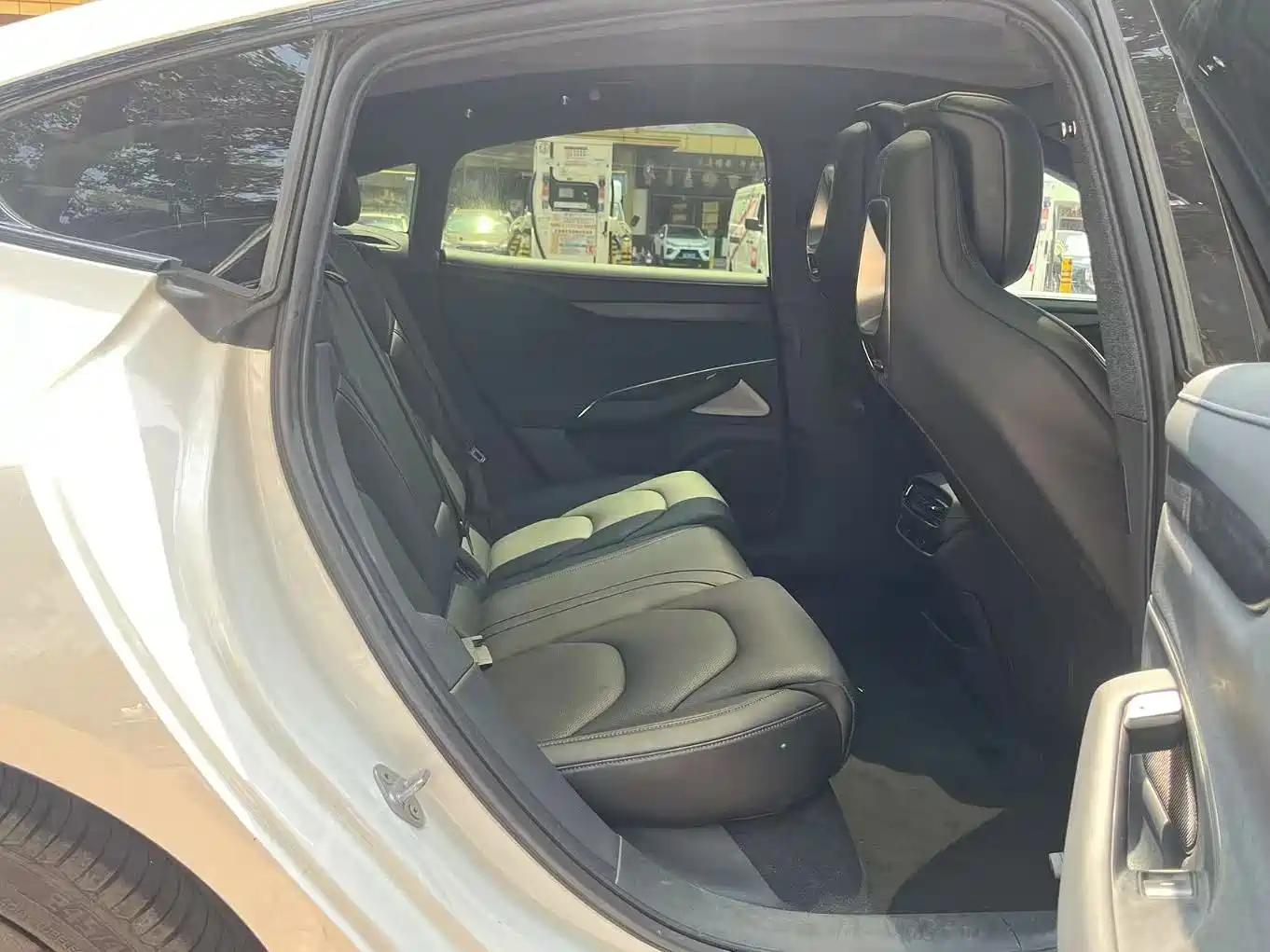 XIAOMI CAR XIAOMI SU7