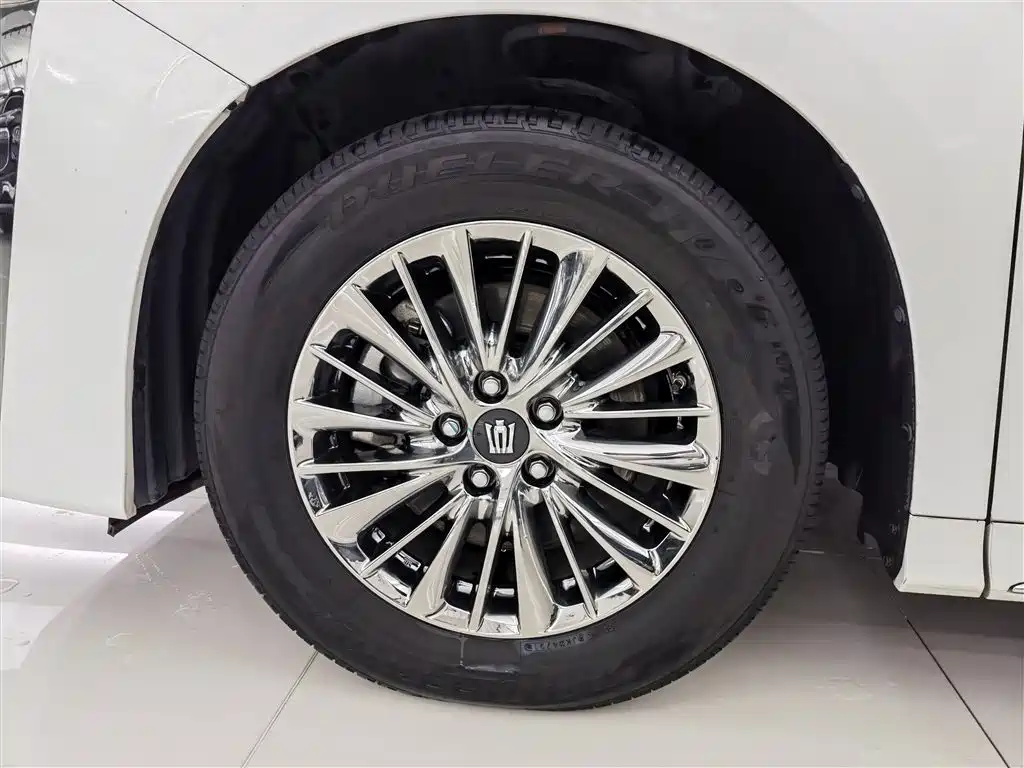 Toyota Vellfire 2021 Crown Hybrid 2.5L HV Supreme Edition фото 6