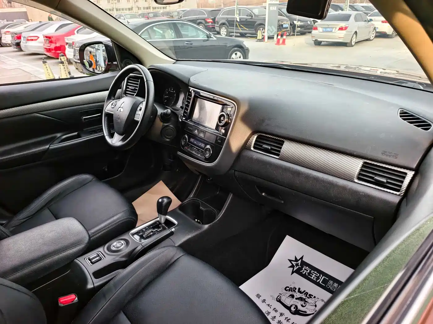 Mitsubishi Outlander (Import) 2014 2.4L 4WD Luxury Value Edition 5-seater фото 16