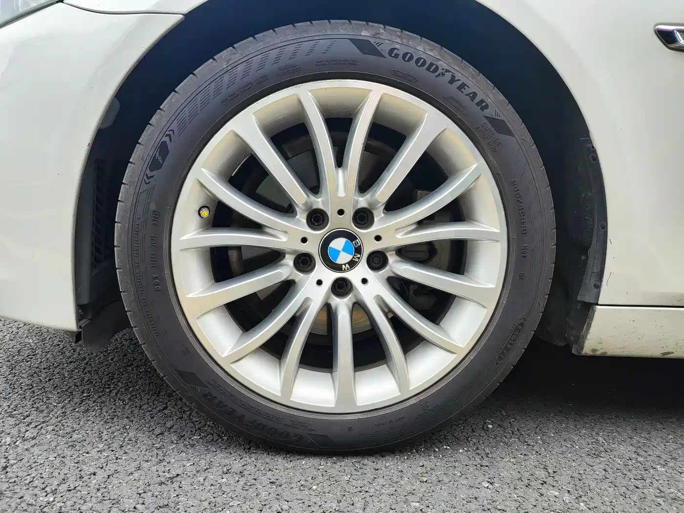 BMW 5 Series 2017 525Li Luxury Design Package фото 17