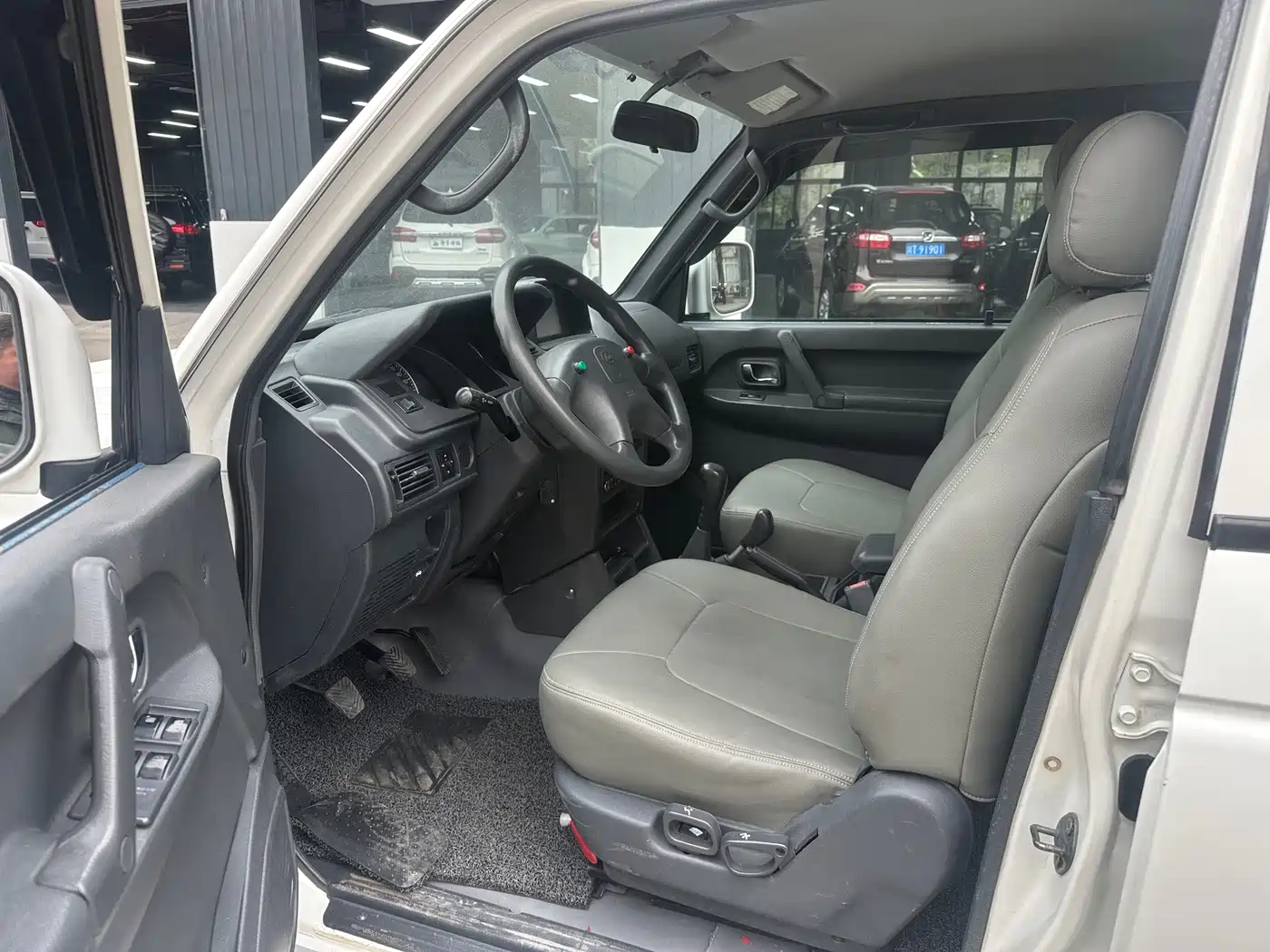 Leopaard Black King Kong 2013 2009 2.4L Manual 4WD