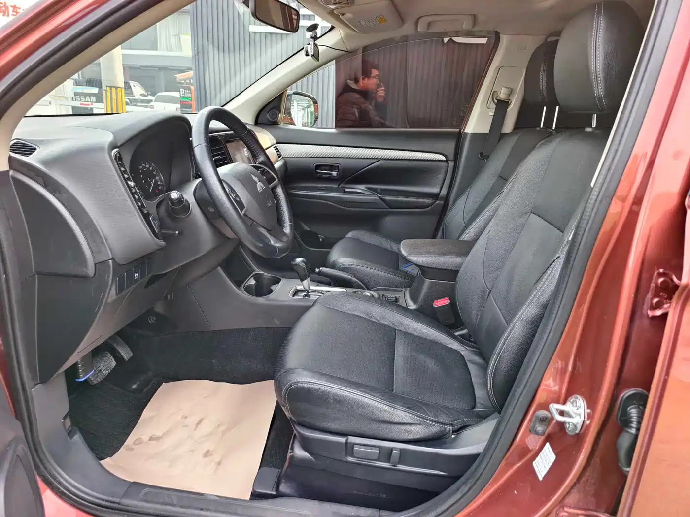 Mitsubishi Outlander (Import) 2014 2.4L 4WD Luxury Value Edition 5-seater фото 10