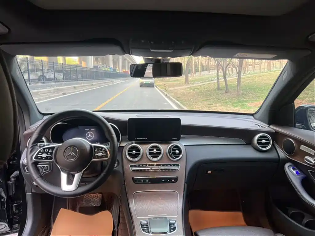 Mercedes-Benz GLC 2022 Facelift GLC 300 L 4MATIC Dynamic Collector's Edition фото 12