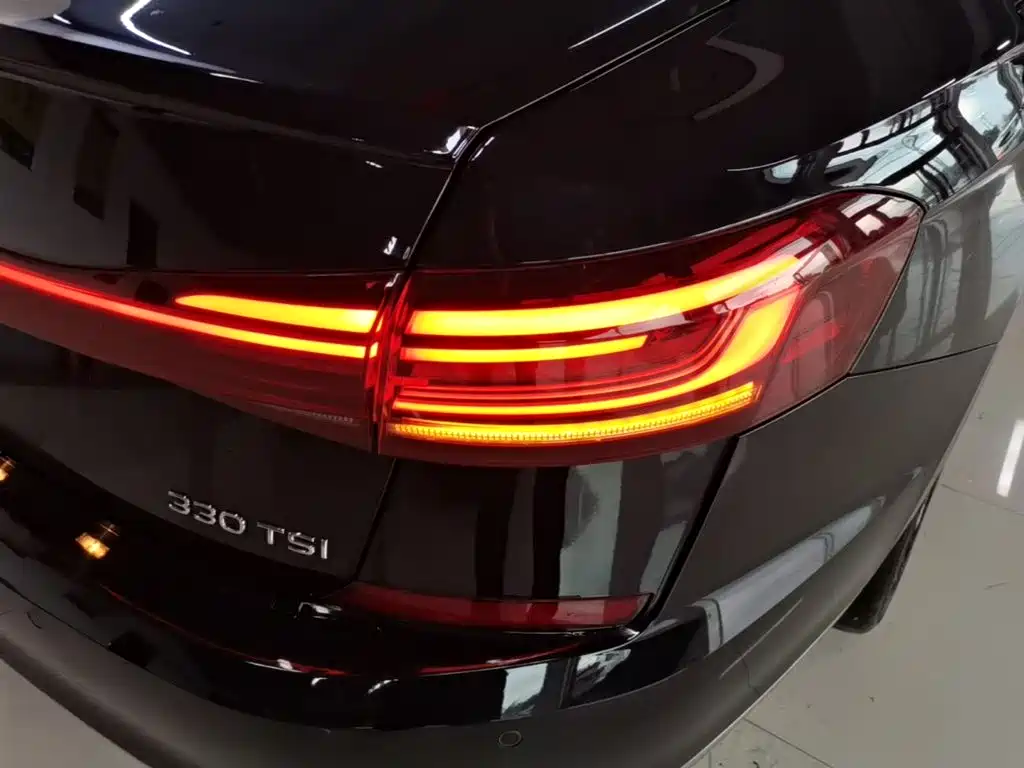 Фото 8 - Volkswagen Passat