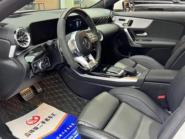 Mercedes-Benz CLA AMG 2022 AMG CLA 45 4MATIC+ — фото 5