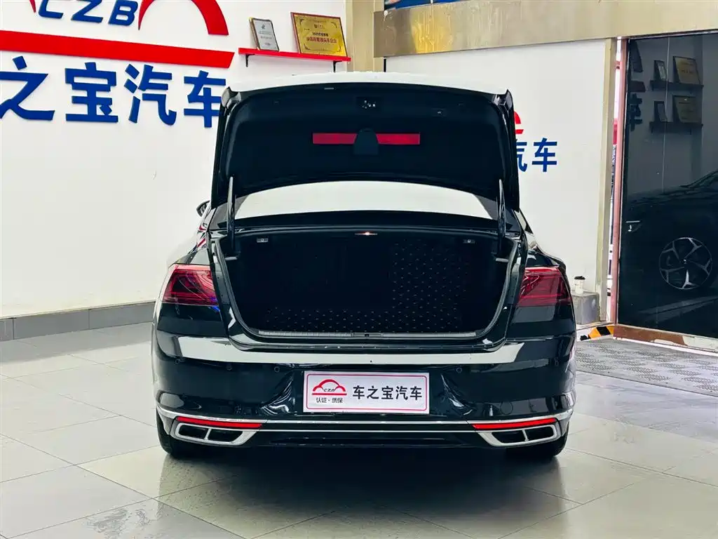 Volkswagen Magotan 2023 Model 2 Million Commemorative Edition 330TSI DSG Luxury фото 9