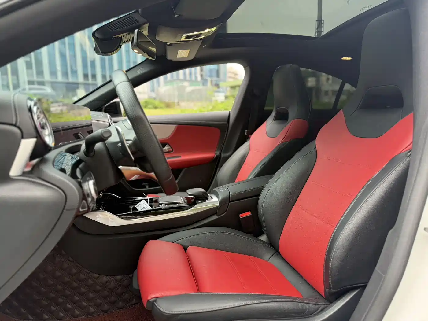 Mercedes-Benz CLA AMG 2023 AMG CLA 35 4MATIC фото 5