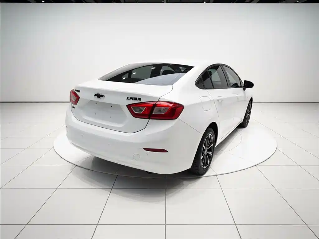Chevrolet Cruze 2018 Redline 320 Automatic Pioneer Edition фото 7
