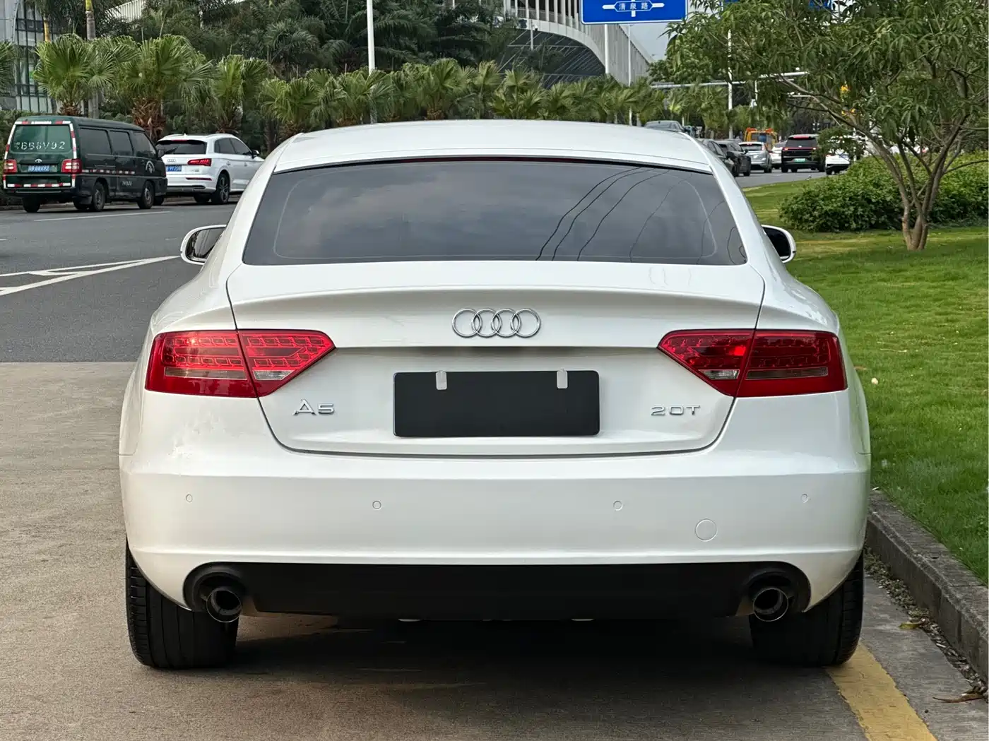 Audi A5 (Import) 2010 2.0TFSI Sportback Comfort фото 8