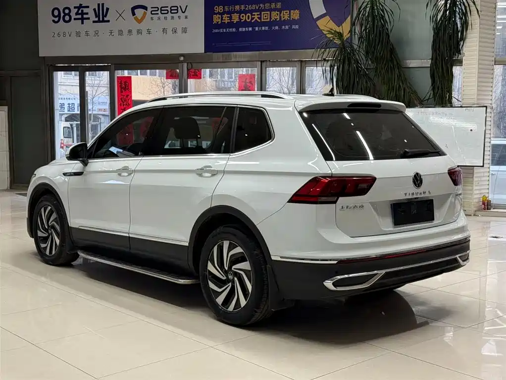 Volkswagen Tiguan L 2023 280TSI 2WD Trend Limited Edition фото 6