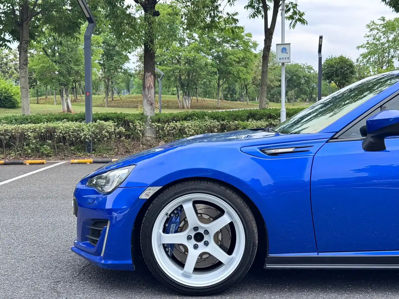 Subaru BRZ 2017 2.0i Automatic type-RS Edition фото 9