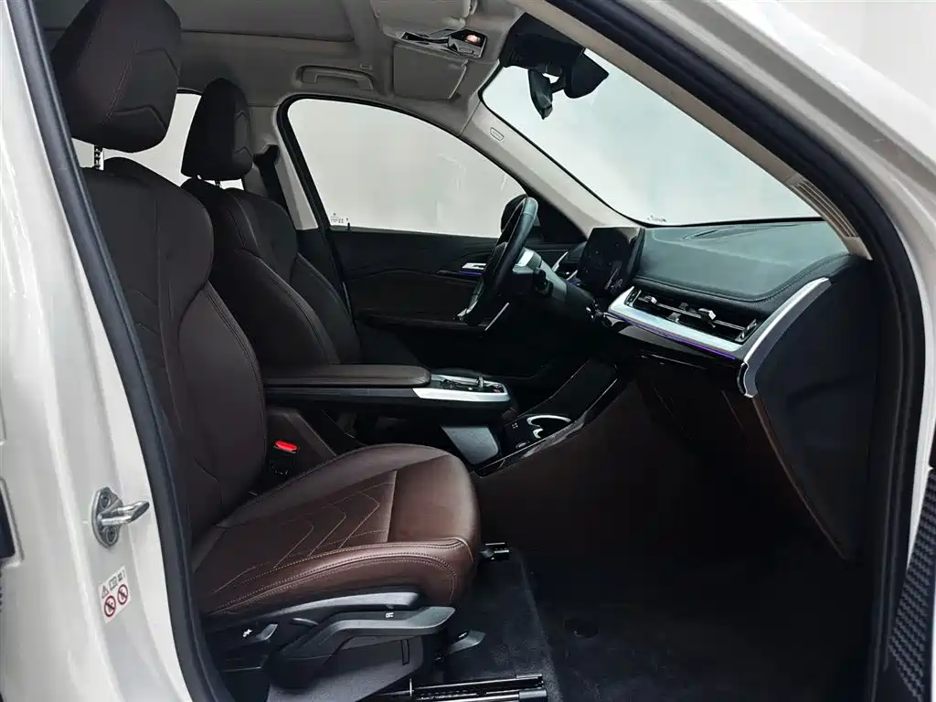 BMW X1 2023 sDrive20Li X Design Package фото 21