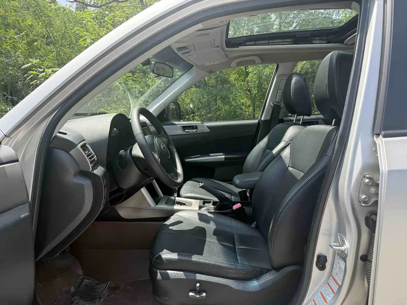 Subaru Forester 2010 2.0XS Automatic Luxury Edition фото 8