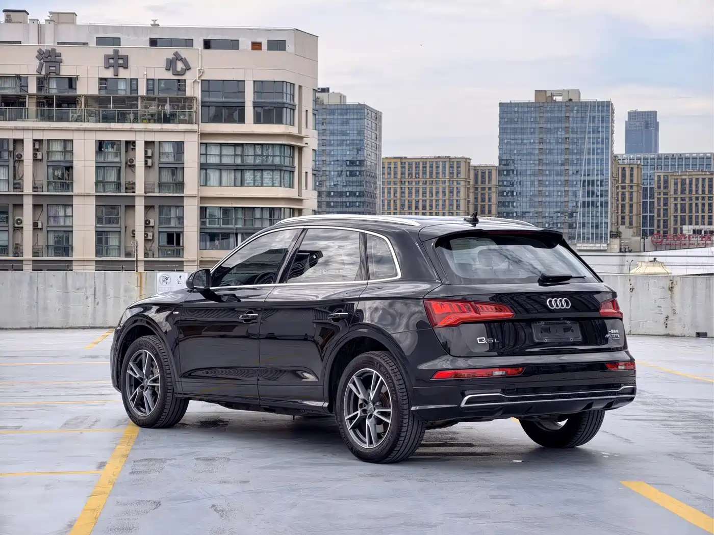 Audi Q5L 2020 40 TFSI Prestige Fashion фото 7