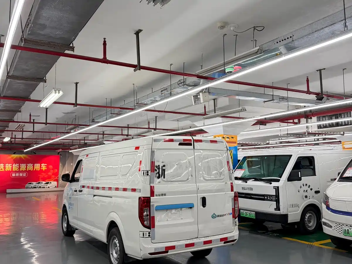 CHANGAN CROSS STAR V7 EV