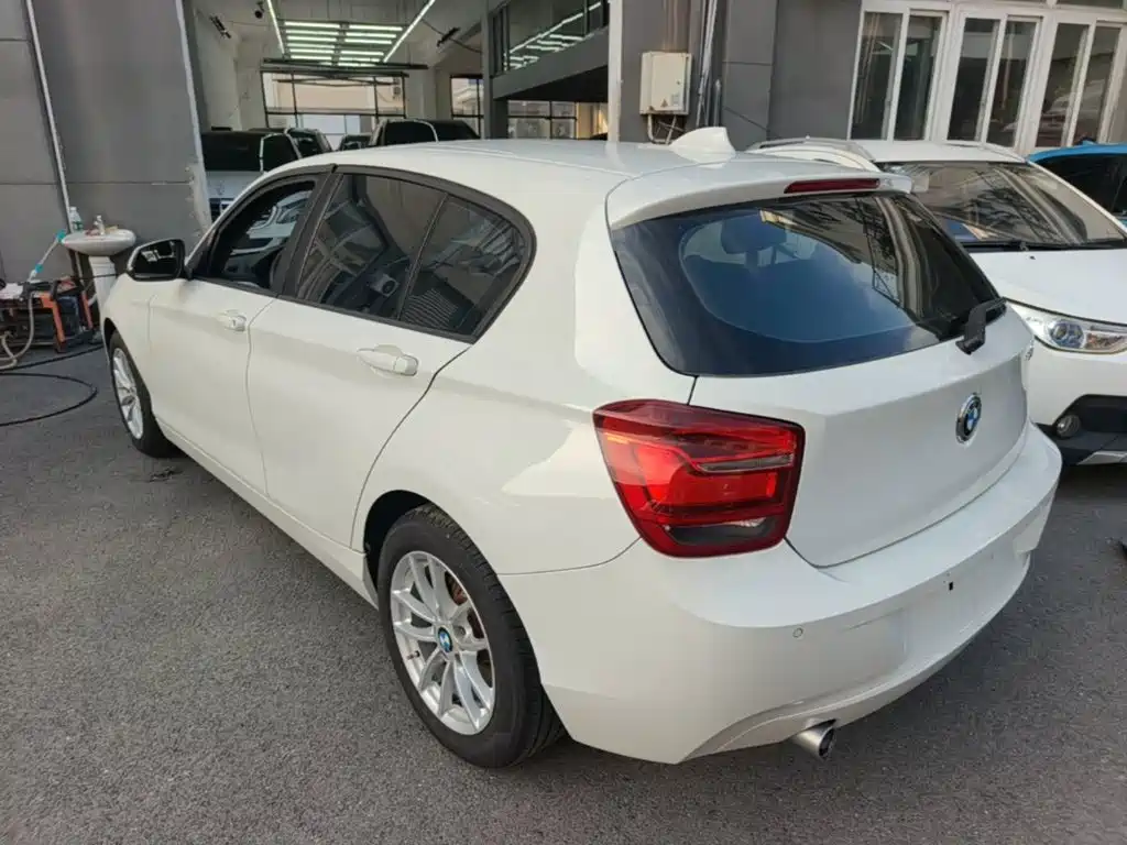 Фото 5 - BMW 1 Series (Import)