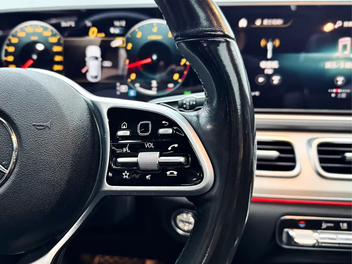 Mercedes-Benz GLE Coupe 2020 GLE 350 4MATIC Coupe SUV Fashion фото 21
