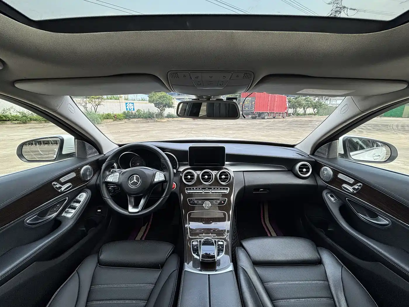 Mercedes-Benz C-Class 2015 Facelift C 200 L фото 12