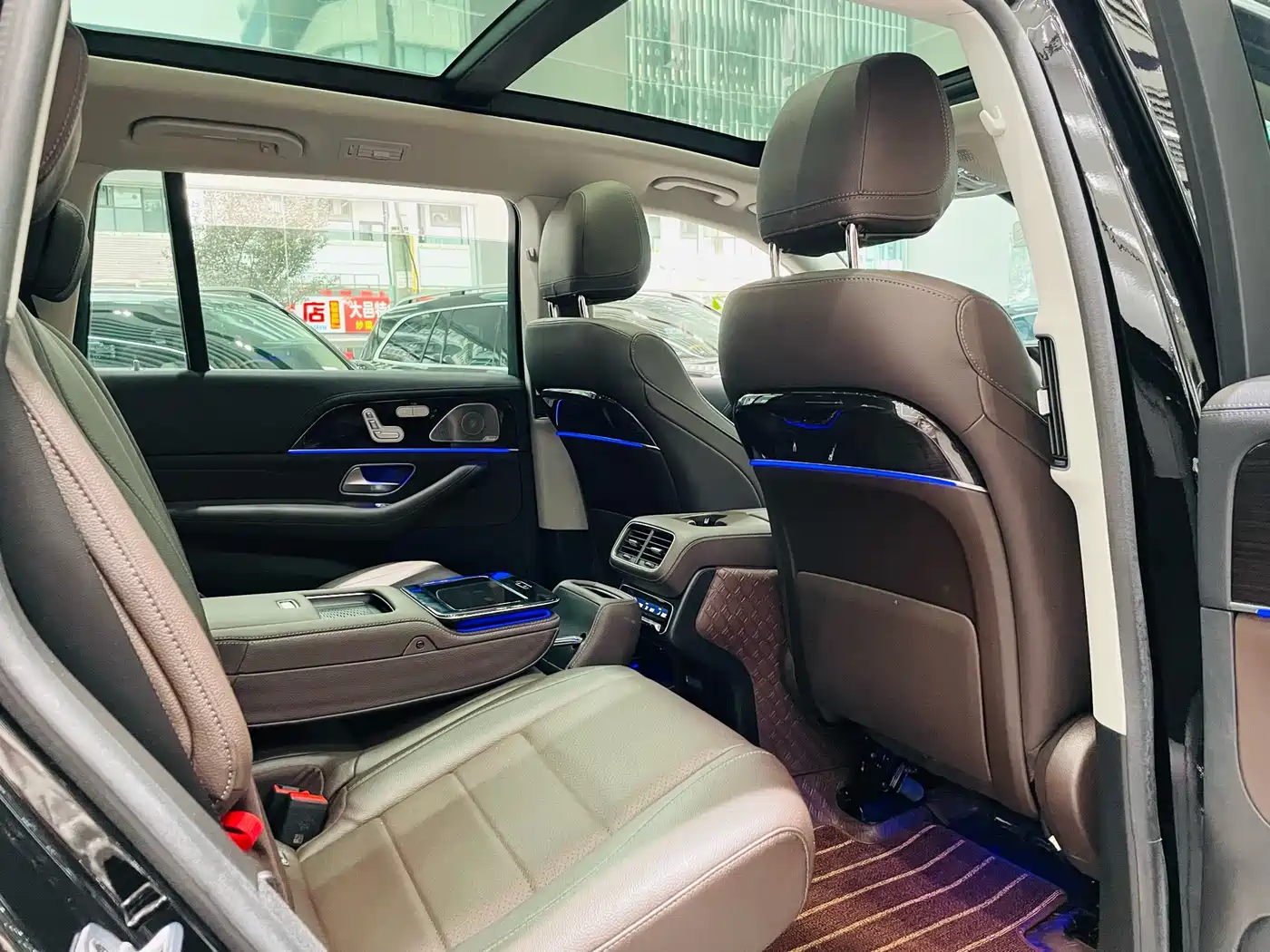 Mercedes-Benz GLS 2023 GLS 450 4MATIC Fashion Edition фото 21