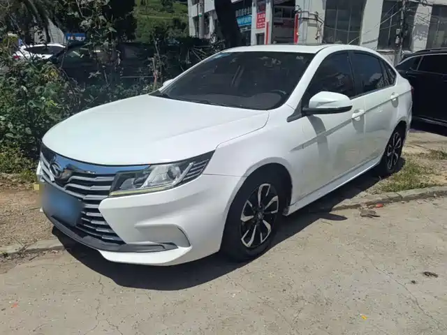  Soueast Soueast A5 Wing Dance 2019 1.5L Manual Flagship Edition China V