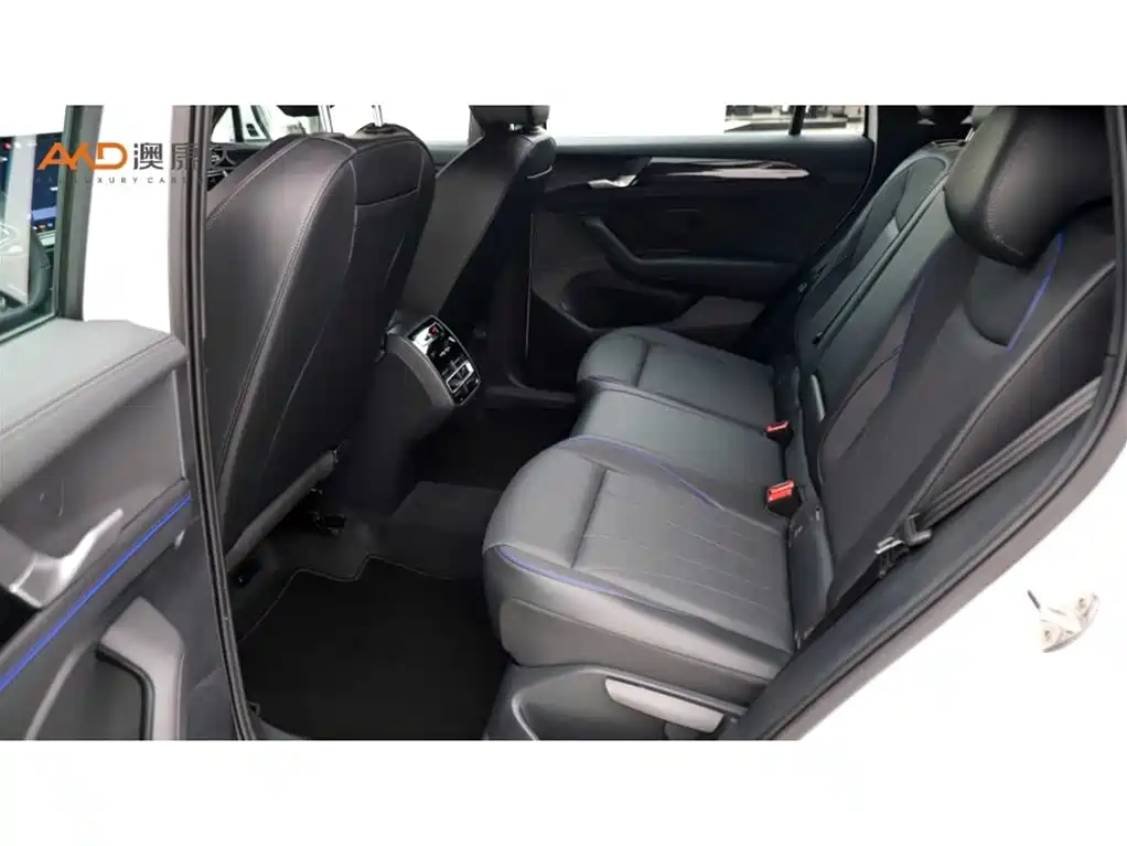 Volkswagen Tiguan L 2024 PRO 330TSI 2WD R-Line Smart Edition фото 7