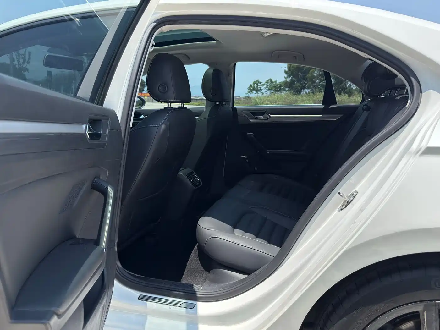 Volkswagen Lamando 2017 280TSI DSG Comfort Edition фото 5