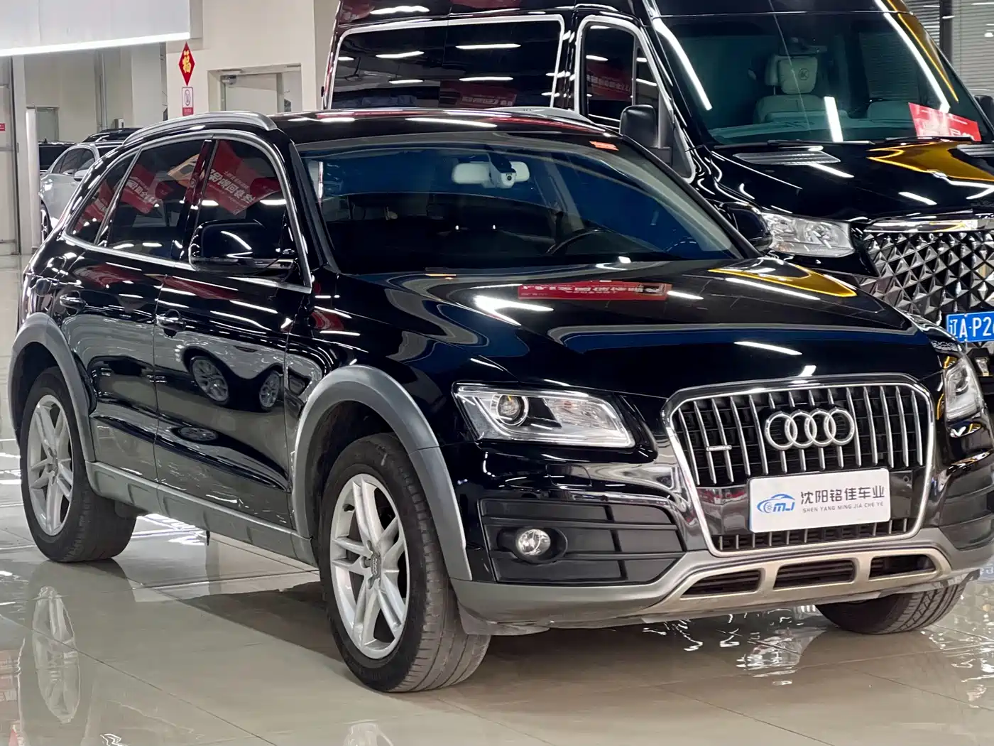 Audi Q5 2017 Plus 40 TFSI Technology фото 3