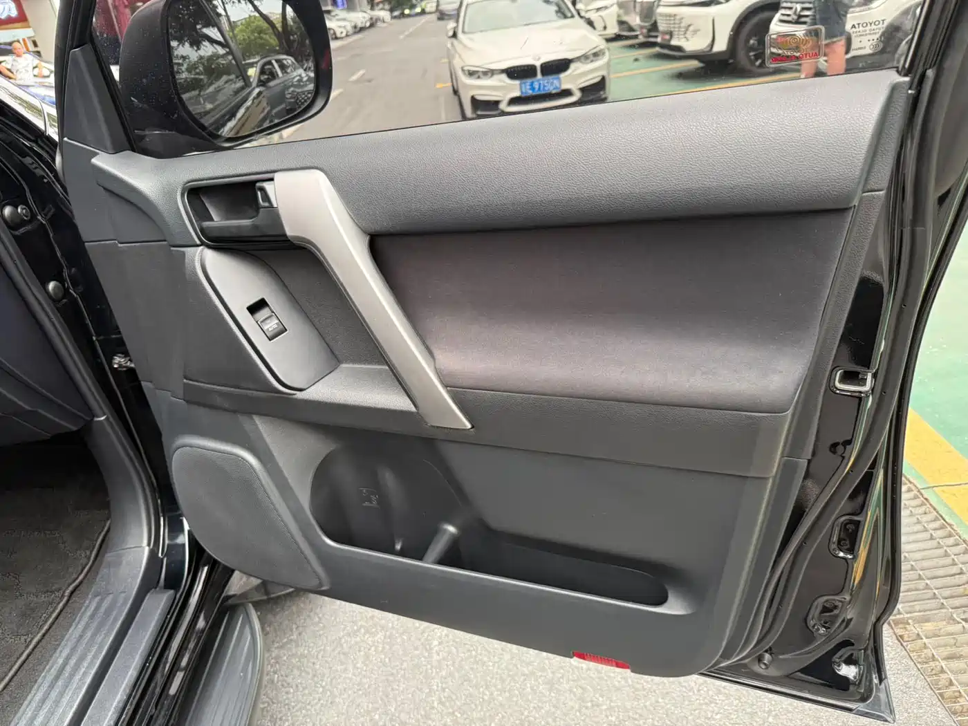 Toyota Prado 2016 2.7L Auto Standard Edition фото 20