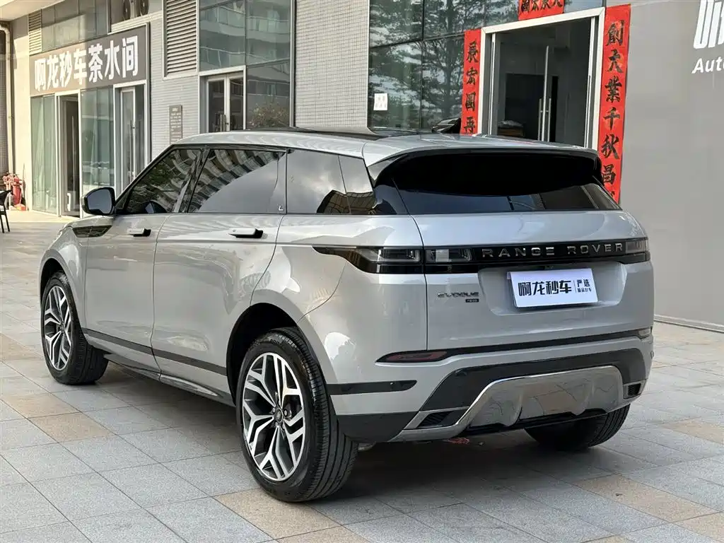 Land Rover Range Rover Evoque 2023 Range Rover Evoque L 249PS Luxury Edition фото 8
