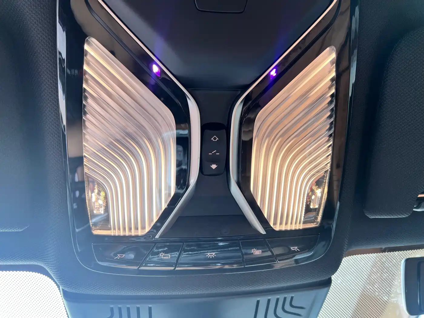 BMW 7 Series 2019 740Li Leading M Sport Package фото 9