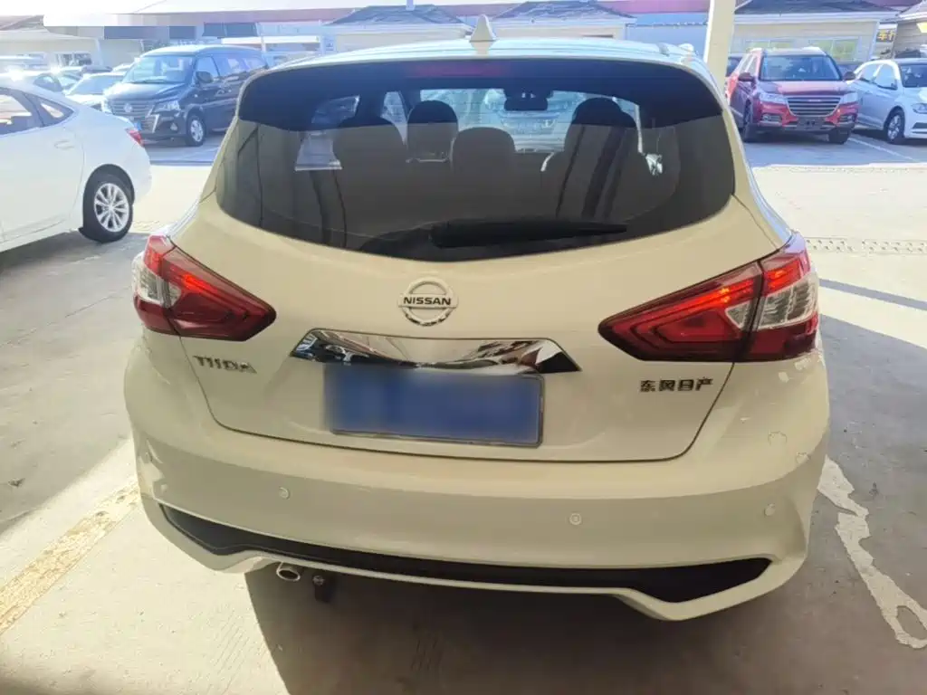 Nissan Tiida 2023 2021 1.6L CVT Smart Drive Edition