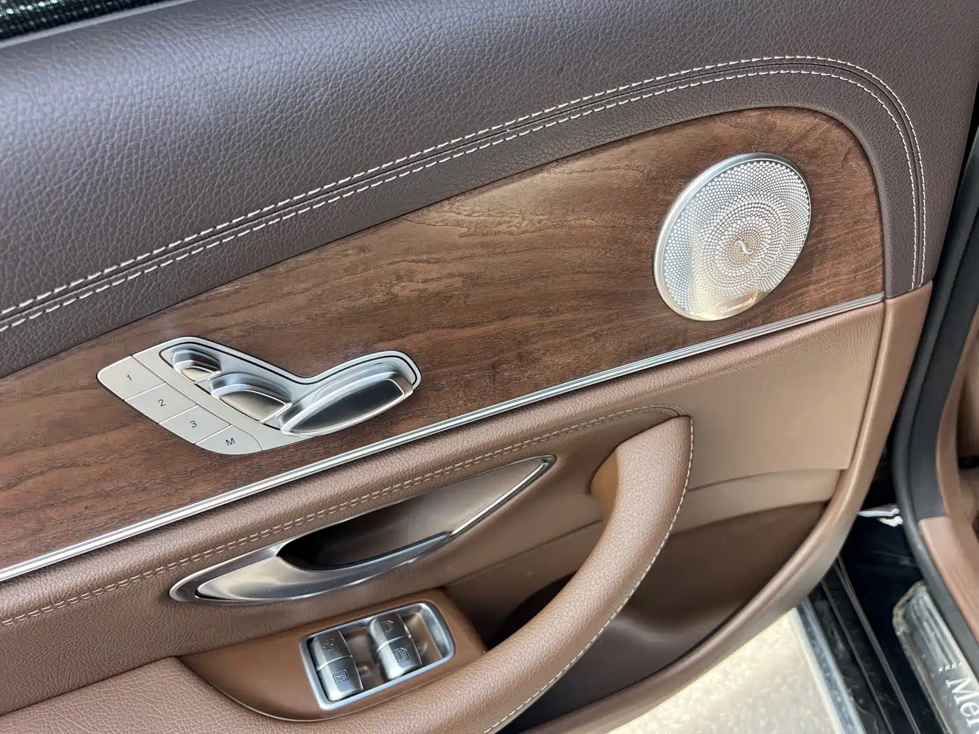 Mercedes-Benz E-Class 2019 E 300 L Luxury фото 9