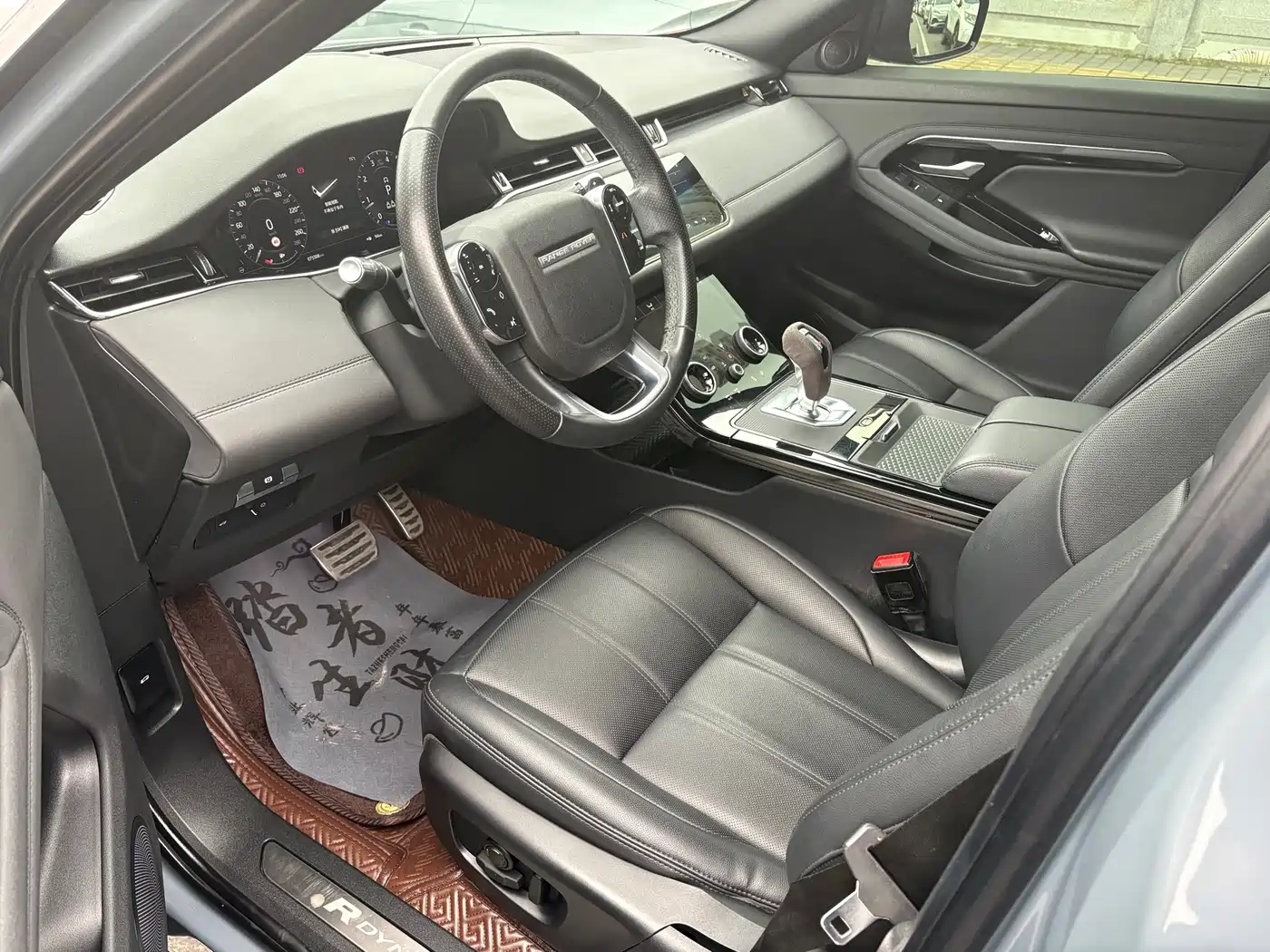 Land Rover Range Rover Evoque 2020 249PS R-DYNAMIC SE Sport Tech Edition фото 12