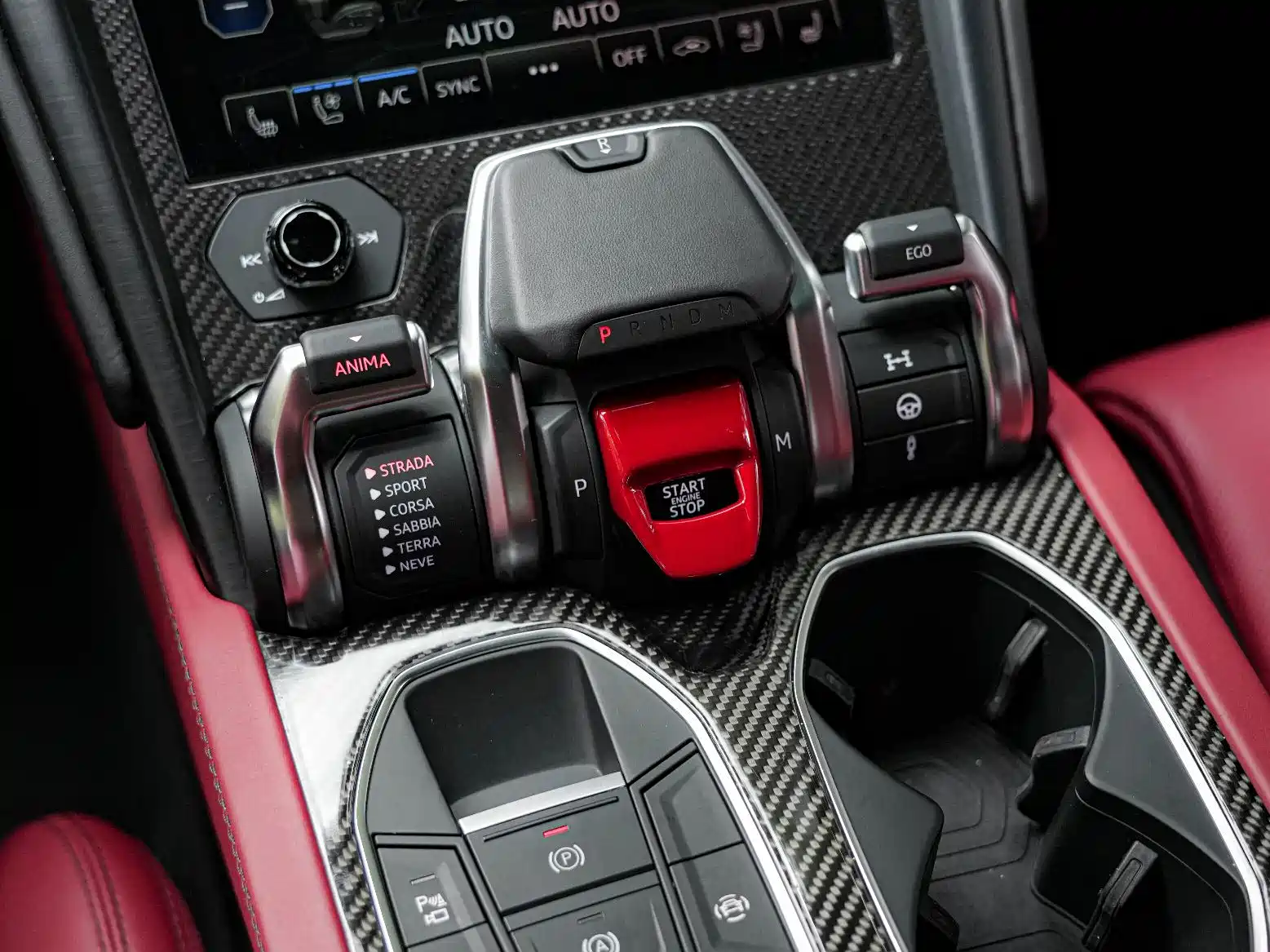 Фото 18 - Lamborghini Urus