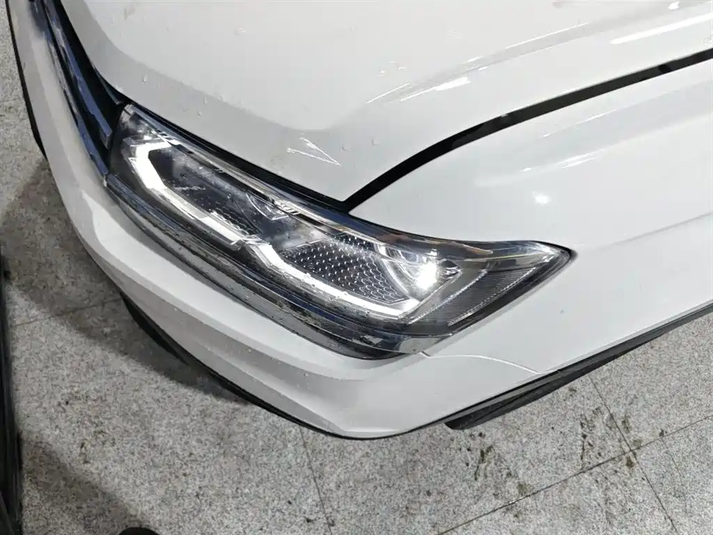 Volkswagen Tharu 2022 280TSI FWD Luxury Edition фото 10
