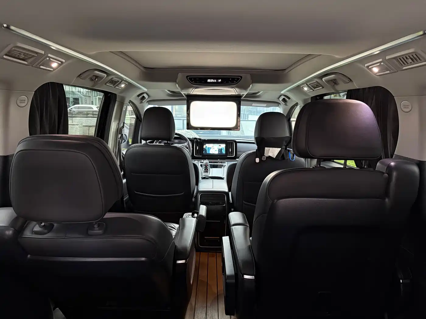 GAC Trumpchi Trumpchi M8 2021 Leading Show Series 390T Prestige Edition фото 18