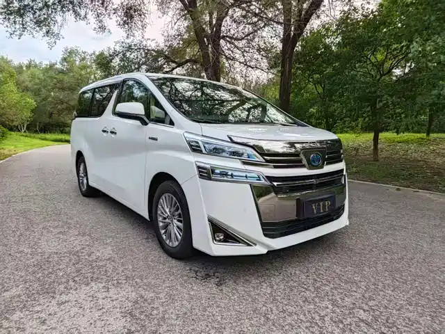 Toyota Vellfire 2020 Twin Engine 2.5L HV Premium Edition