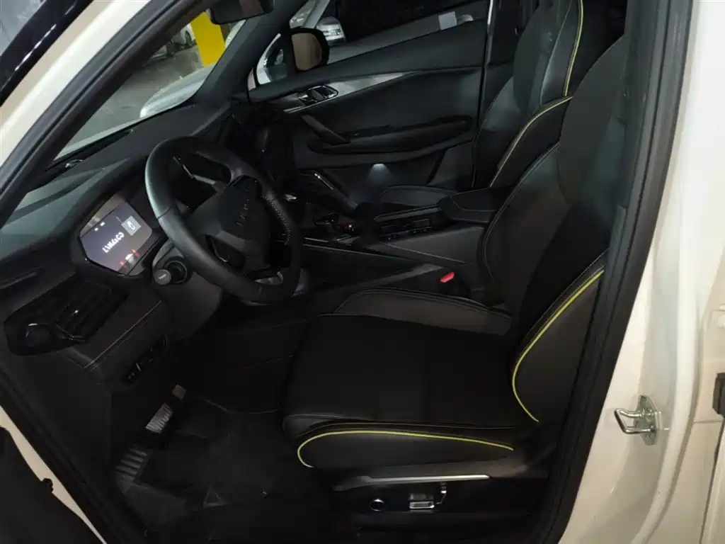 Lynk & Co 06 2023 Remix 1.5T Power Halo фото 15