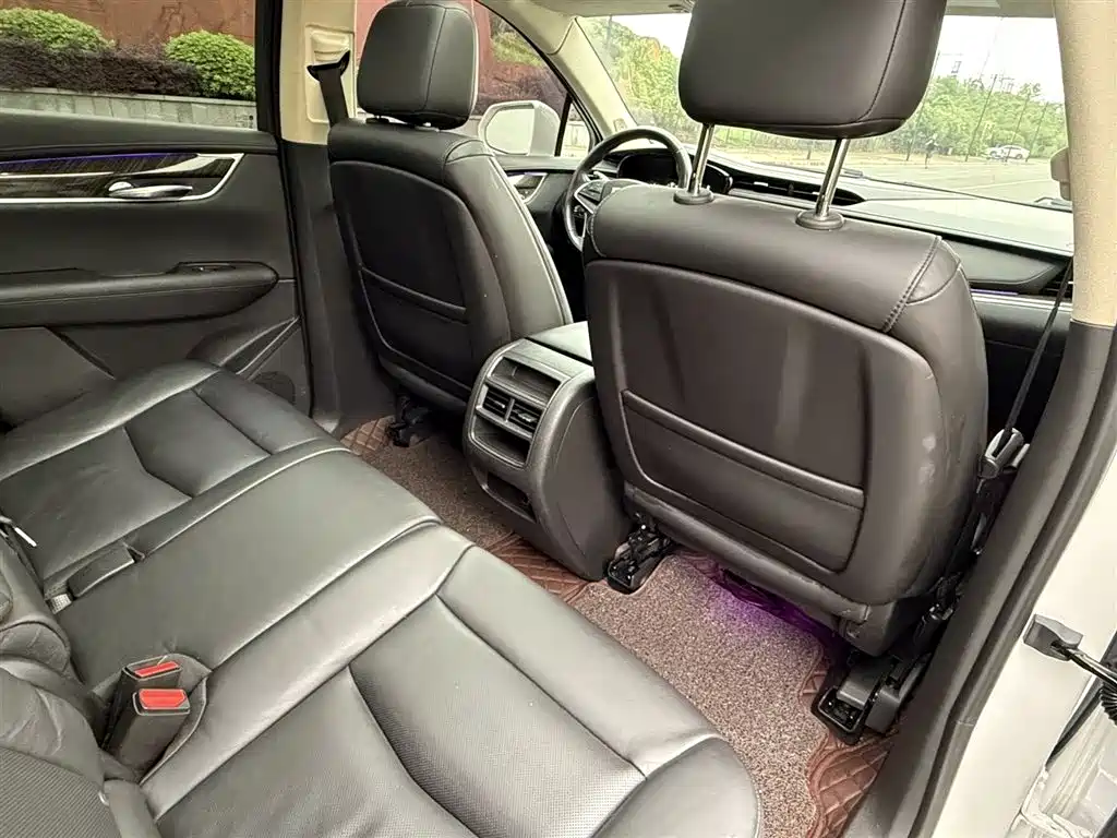 Cadillac XT5 2018 25T Luxury фото 13