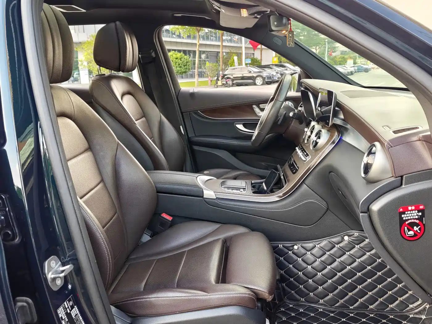 Фото 6 - Mercedes-Benz GLC