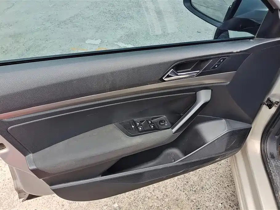 Volkswagen Lavida 2019 1.5L Automatic Trend Edition China VI фото 7
