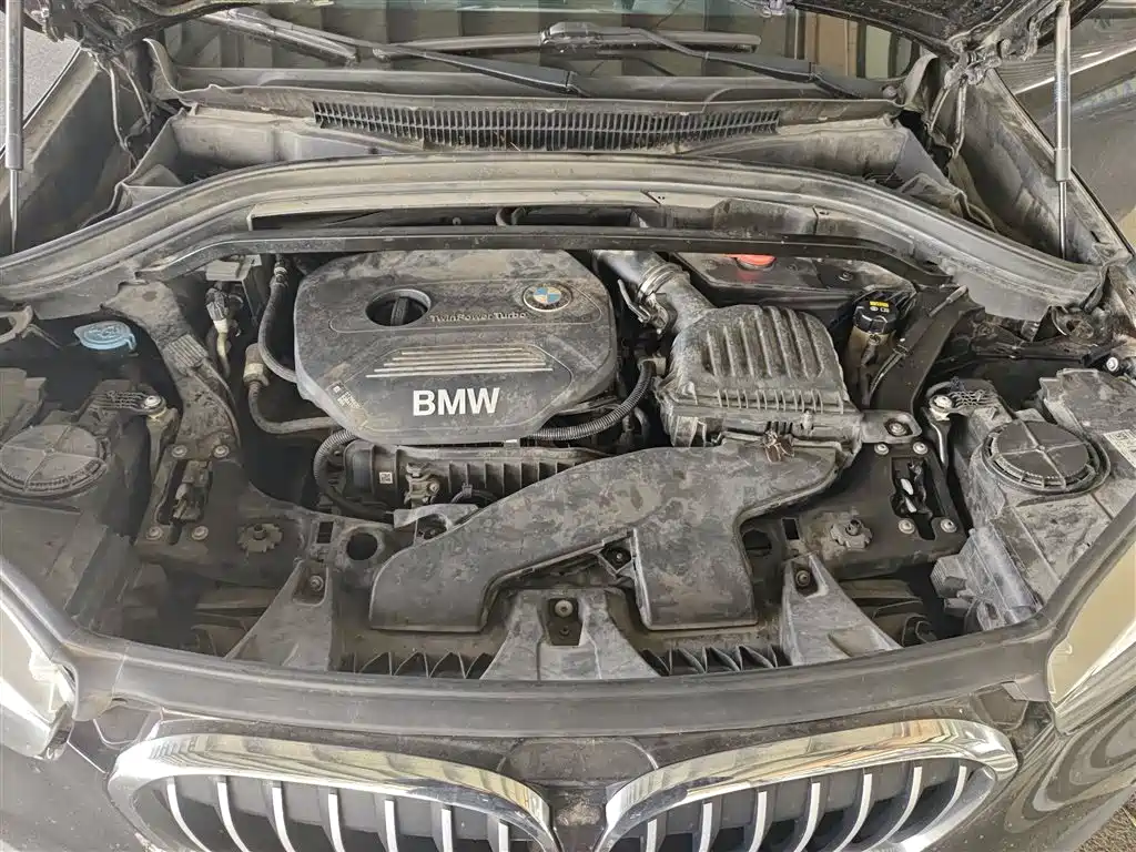 BMW X1 2019 sDrive18Li Fashion Model фото 20
